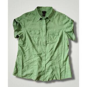 Torrid NWT Short Sleeve Roll Tab Button Up Top Size 2 Green
